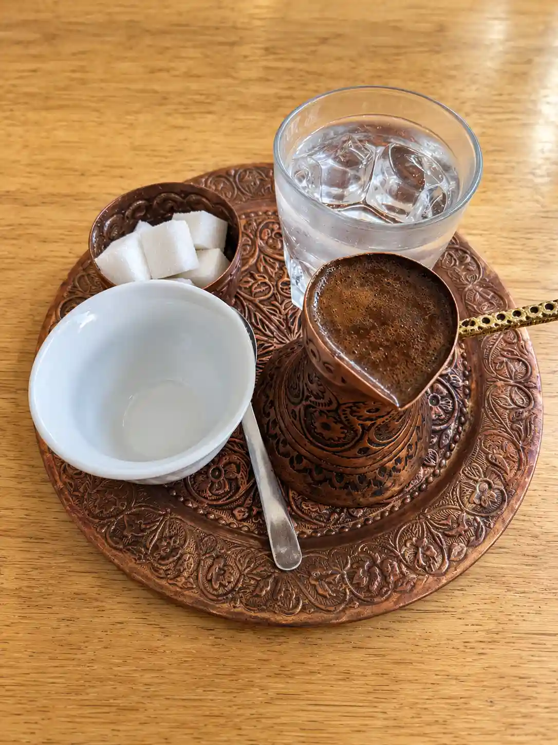 Sabrina Bored – Bosna Grill Bewertung